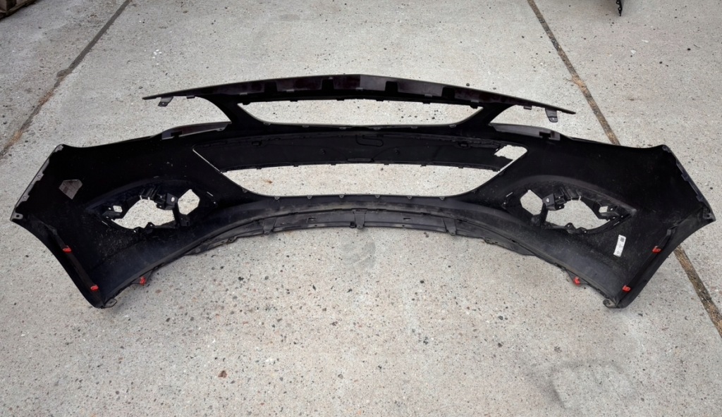 Opel astra j iv рестайлинг  бампер передний перед 13368660 с Разборки