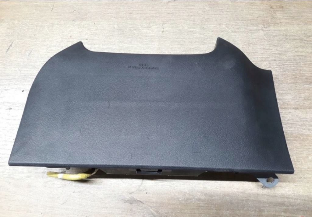 фото №1, Toyota verso 09+ подушка повітряна коліна подушка безпеки