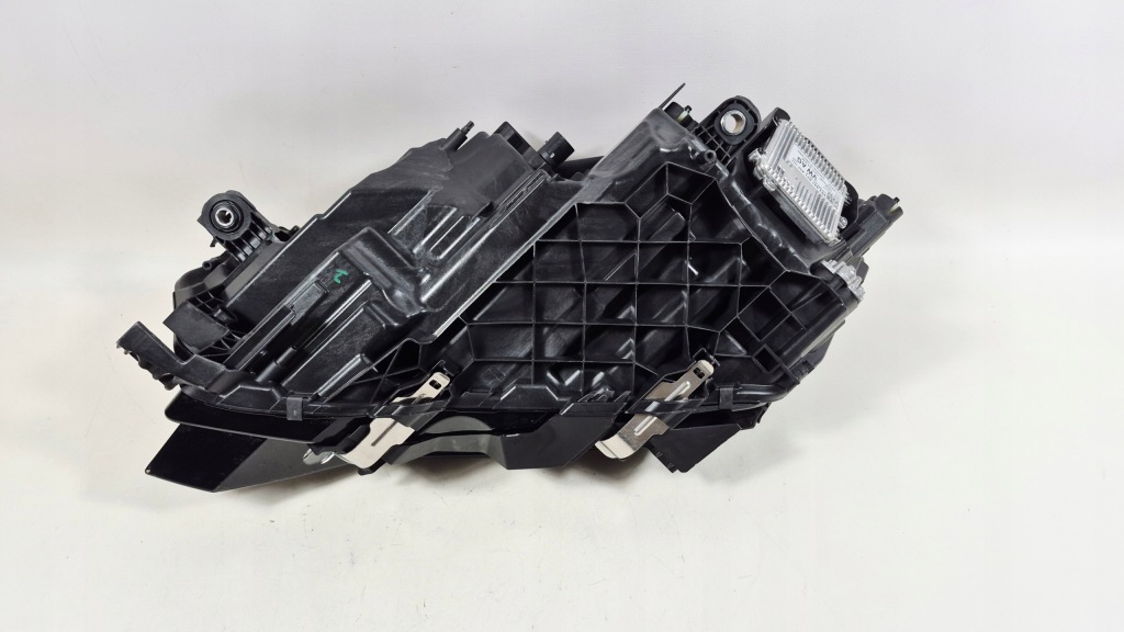 Skoda octavia iv 4 рестайлинг  2024+ фара правая led 5e4941010 Доставка