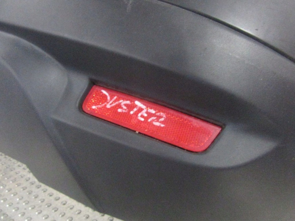 фото №9, Dacia duster i 2012 бампер задняя лампы kompletny