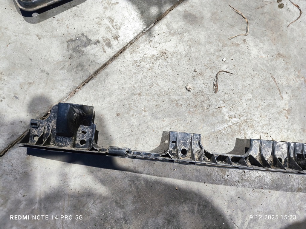 фото №12, Transporter t5 lift 09-15 балка бампера задняя направляющая бампера kpl