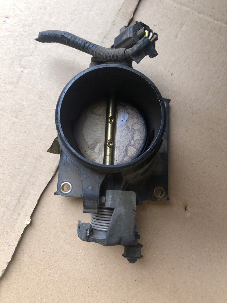 фото №1, Дросельна заслінка ford mondeo mk3 2000-2003 1s7g9e926ja