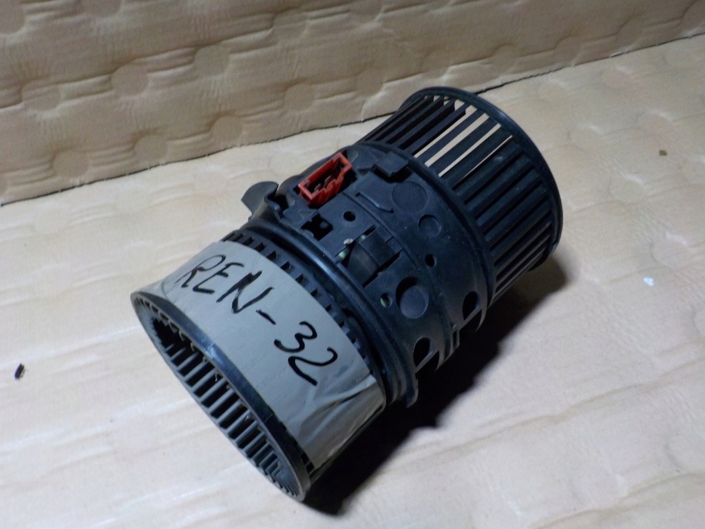 фото №4, Renault megane iii kombi 2011r. 1.5dci вентилятор вентилятор