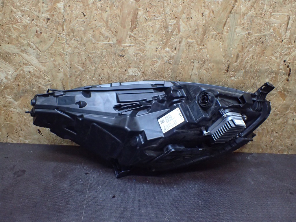 фото №3, Лампа перед ліва tesla 3 iii y lift full led