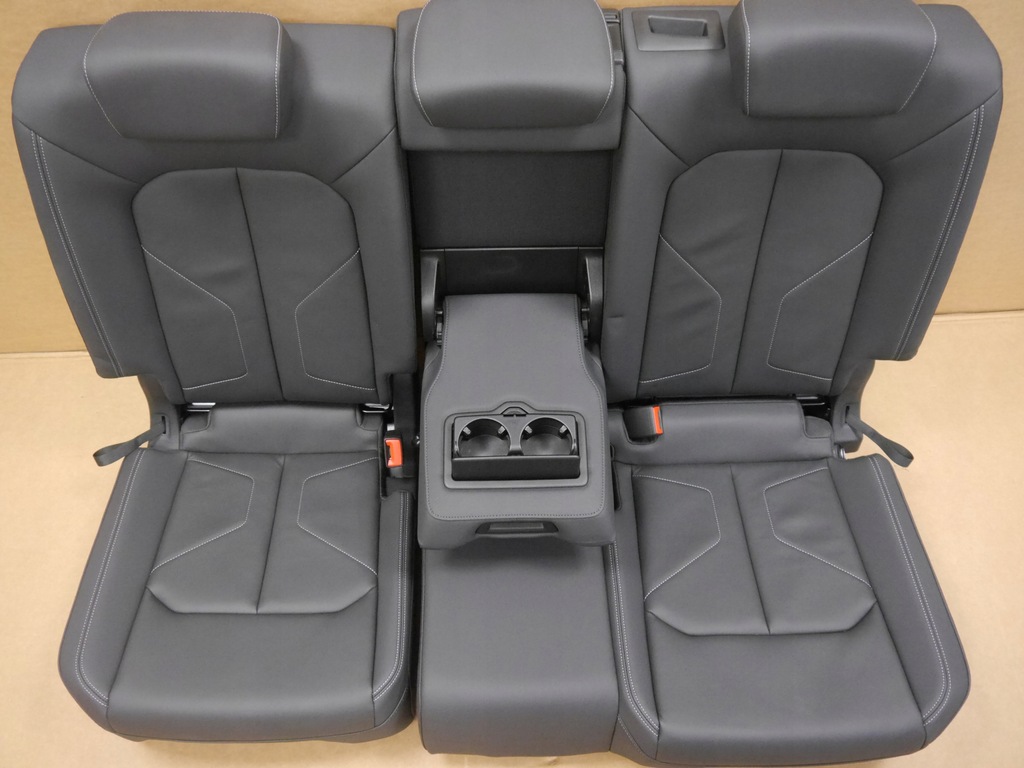 фото №11, Audi q3 83a сиденья обивка s-line