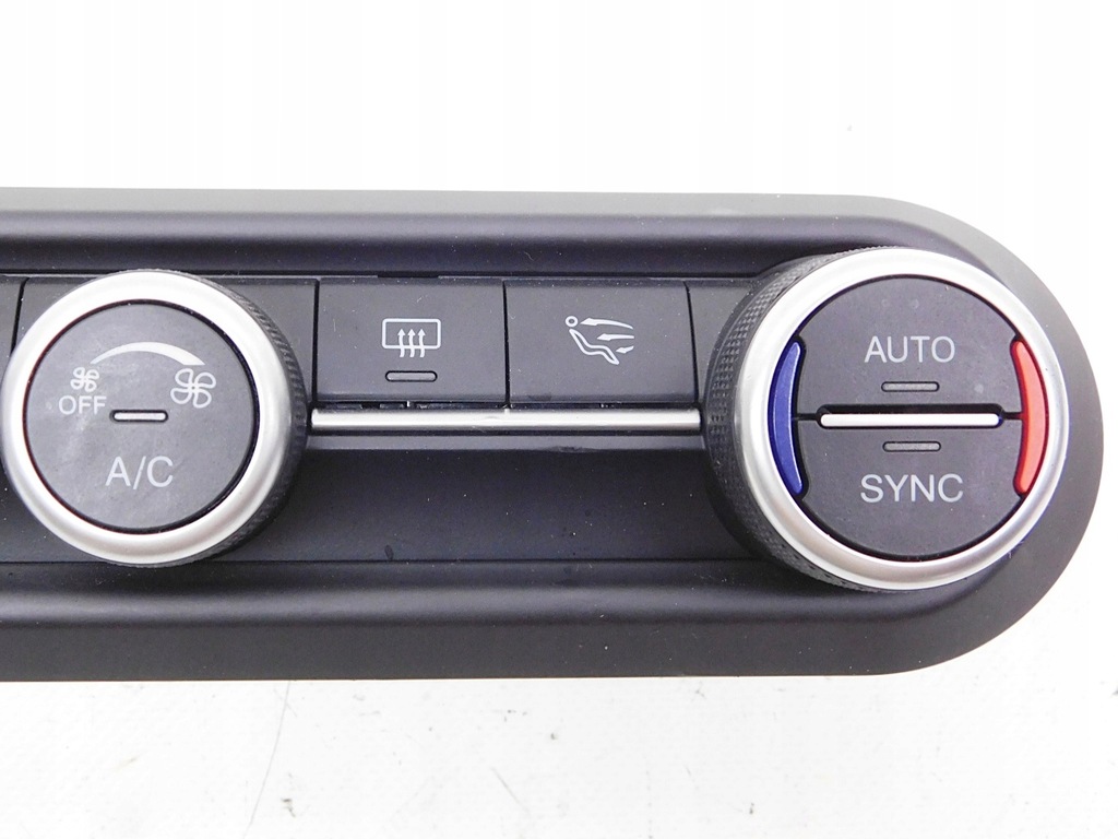 фото №10, Переключатель панель кондиционера - alfa romeo giulia