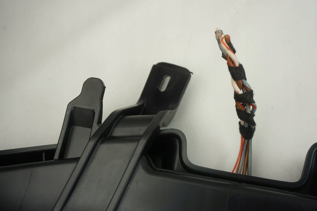 фото №11, Динамик сабвуфер vw jetta vi 5c6035621a