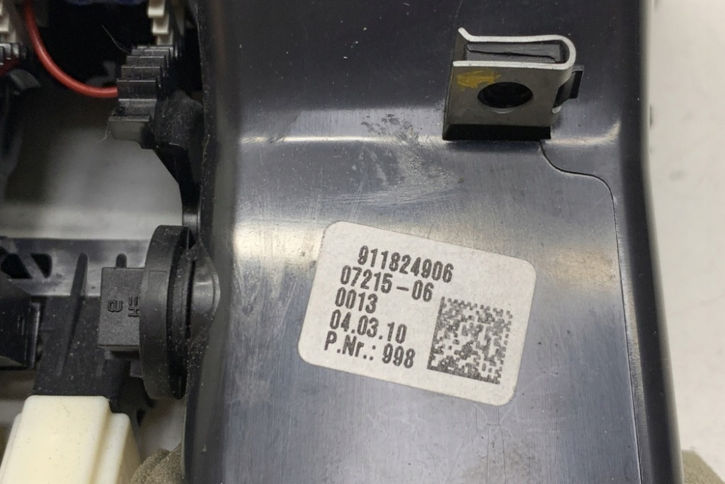 фото №7, Впуск воздуха консоли bmw 7 f01, f02 9118249 3.0l бензиновый 224kw 2010