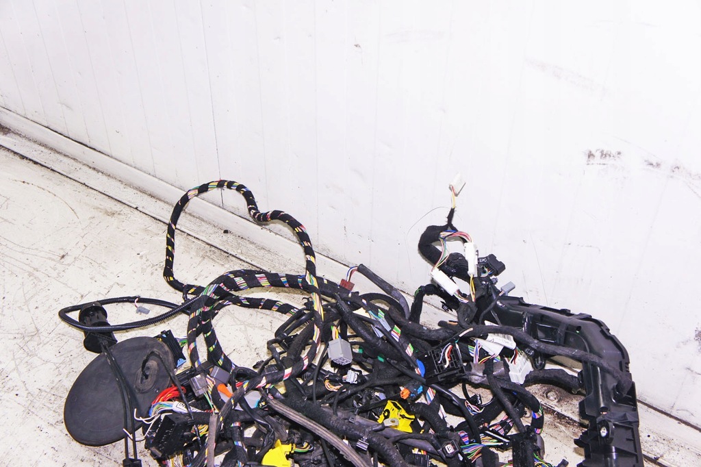 фото №5, Mw023 dacia duster ii джгут салону кабіни