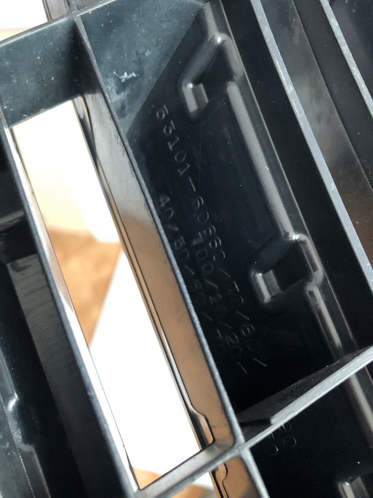 фото №9, Решітка радіатора решітка радіатора 53114-60080 toyota land cruiser 150