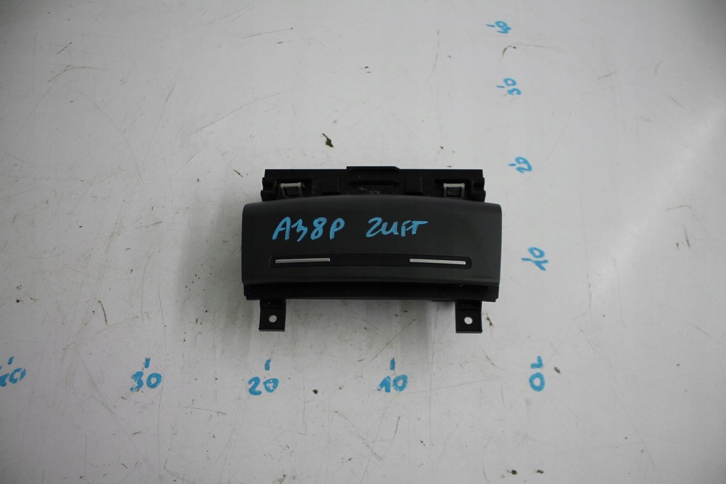 фото №5, Пепельница бардачок перед 8p0857951 audi a3 8p