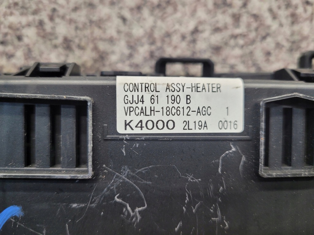 фото №9, Mazda 6 gj панель кондиционера gjj461190b