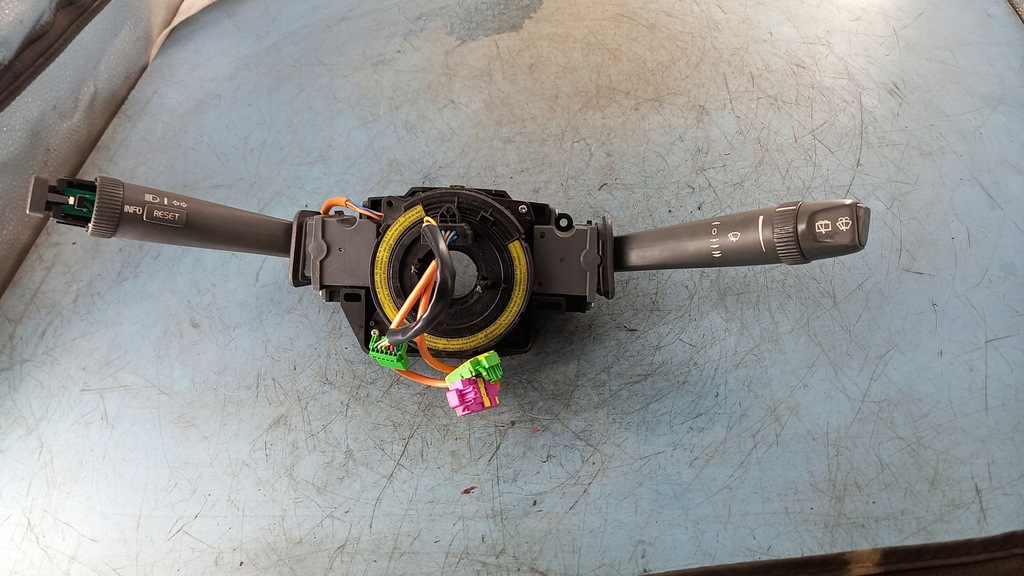 фото №1, Переключатель комбинированный volvo v70 ii 2.4d5 01r