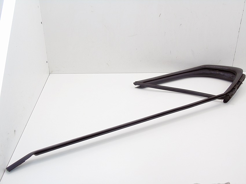 фото №1, Прокладка parapet стекло дверь правый перед renault modus 2007