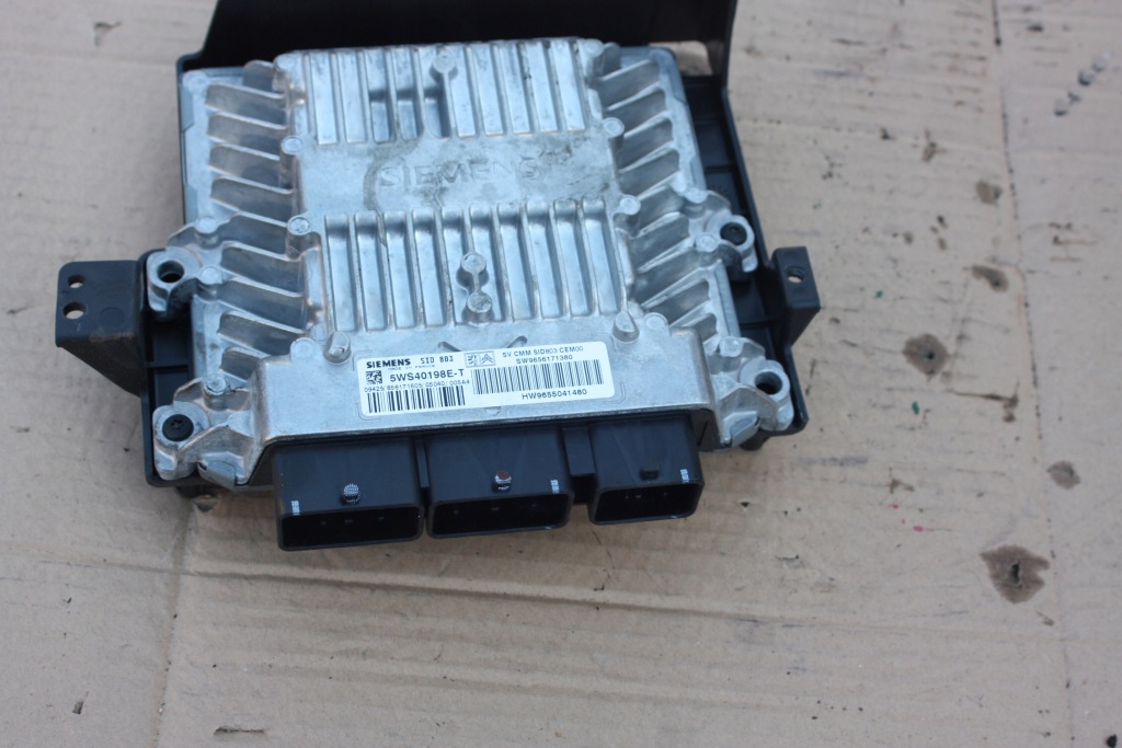 фото №1, Бортовий комп'ютер двигуна citroen c5 i lift 2,0 hdi