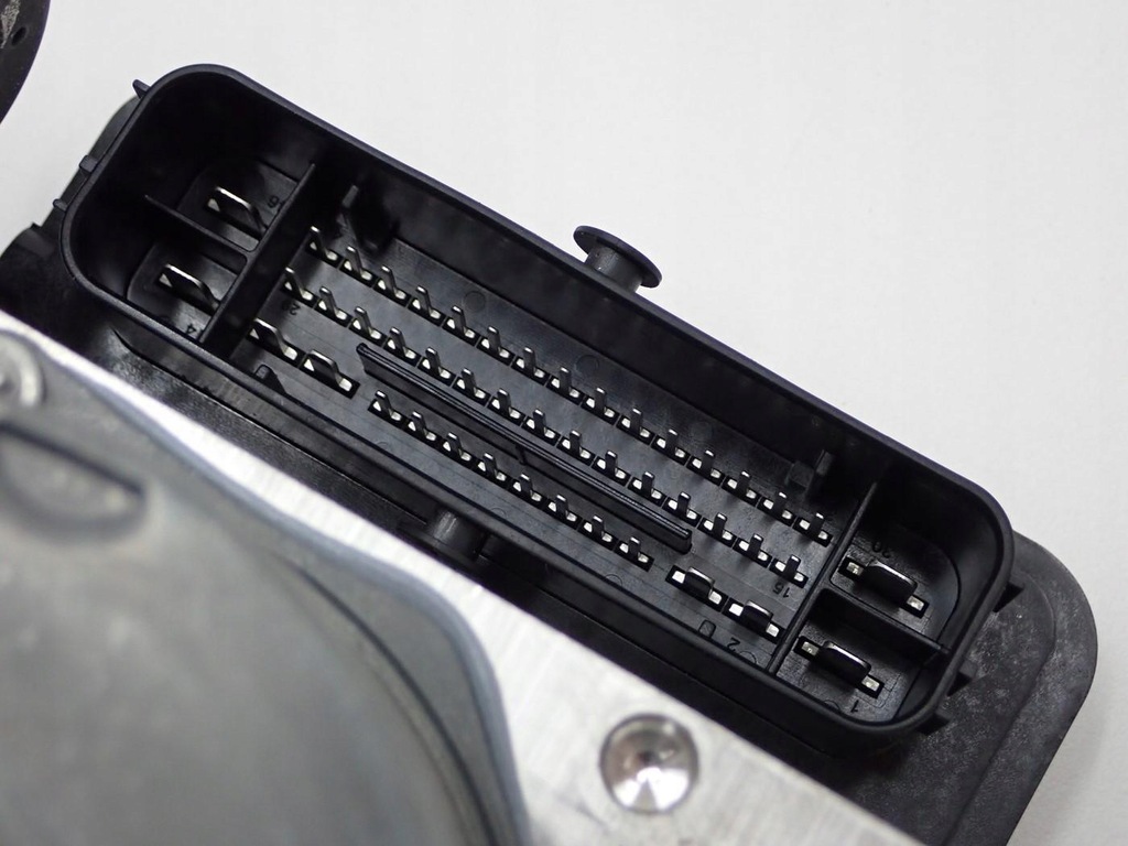 фото №8, Насос abs тормозная 2q0614517cp 0265310427 0265957271 skoda kamiq 24r