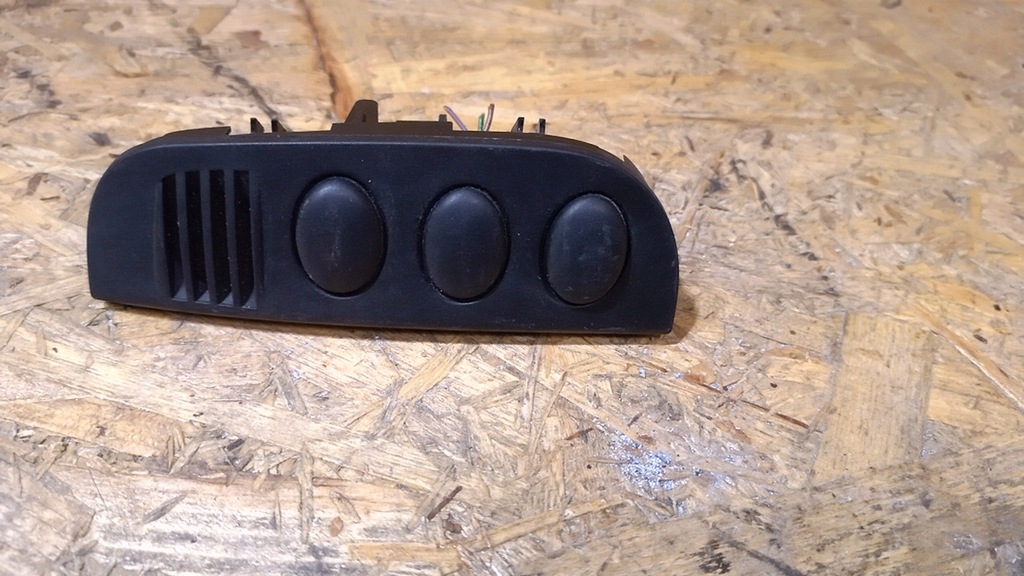 фото №1, Citroen c3 pluriel заглушка перемикача