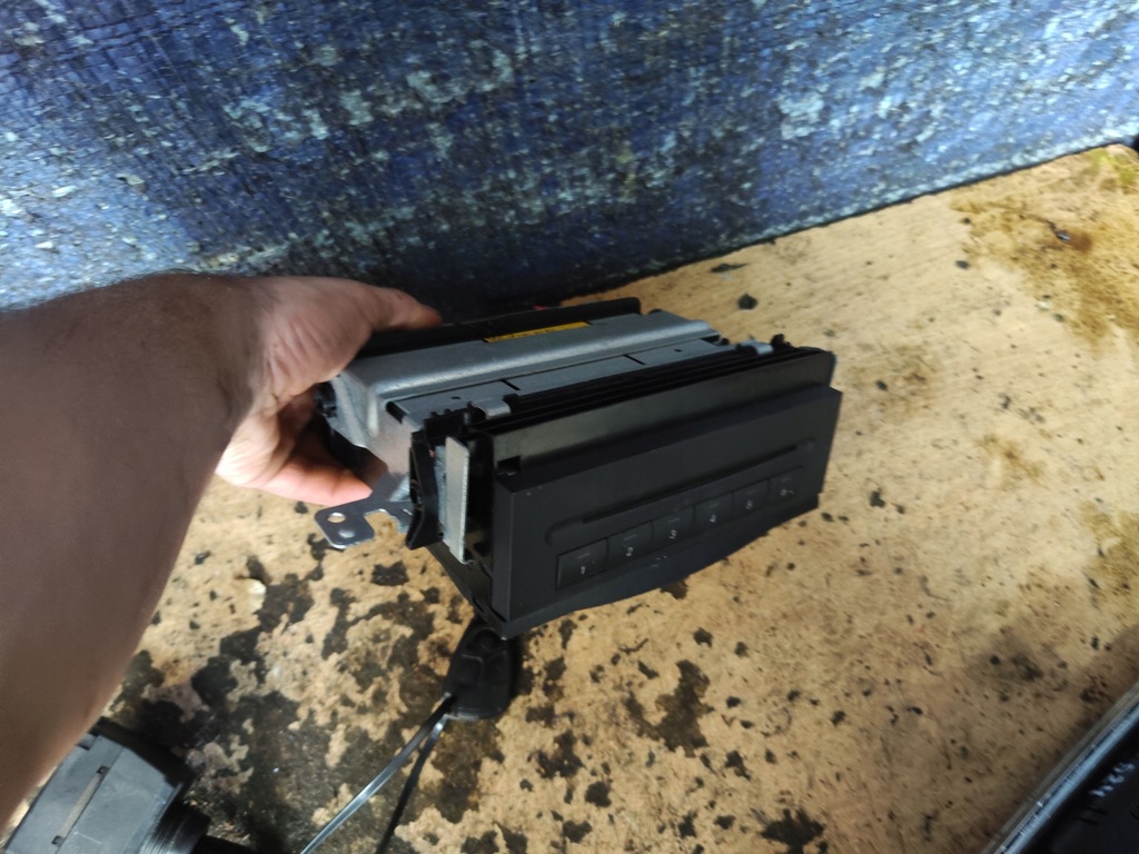 фото №2, Mercedes w251 r klasa чейнджер дисков