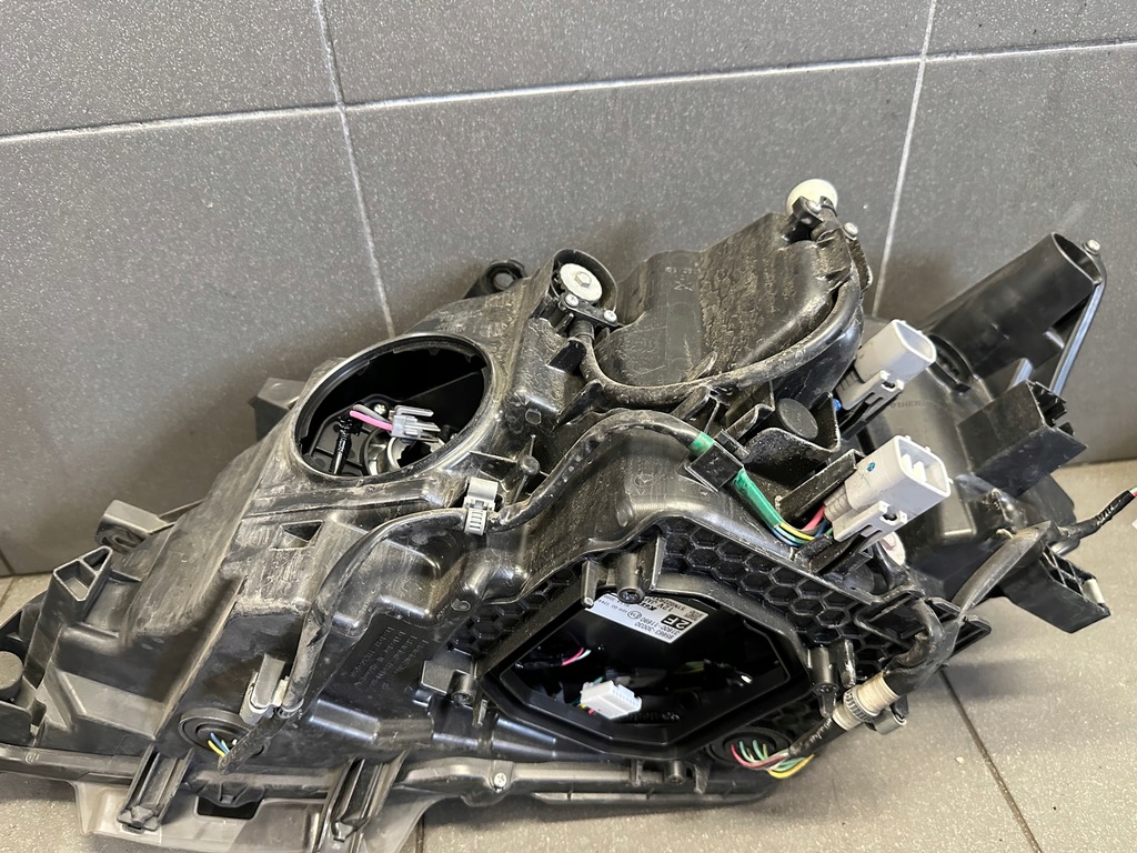 фото №12, Лампа правий перед lexus rx450h eu ładna 81145-48b70