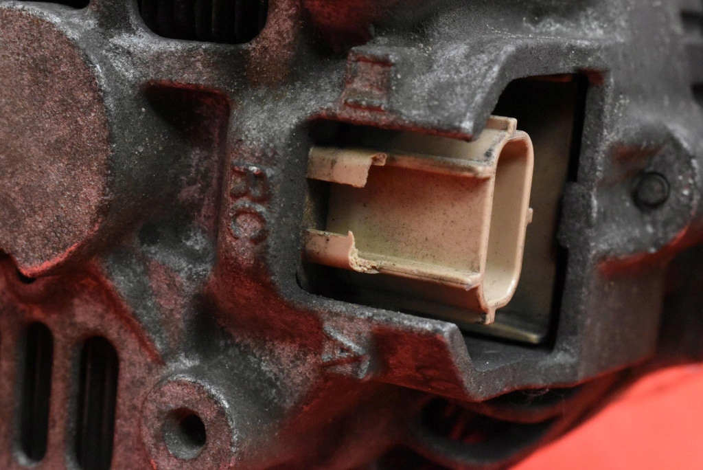 Генератор 2s6t-10300-cb ford fiesta mk6 1.4 16v 01-07 Киев