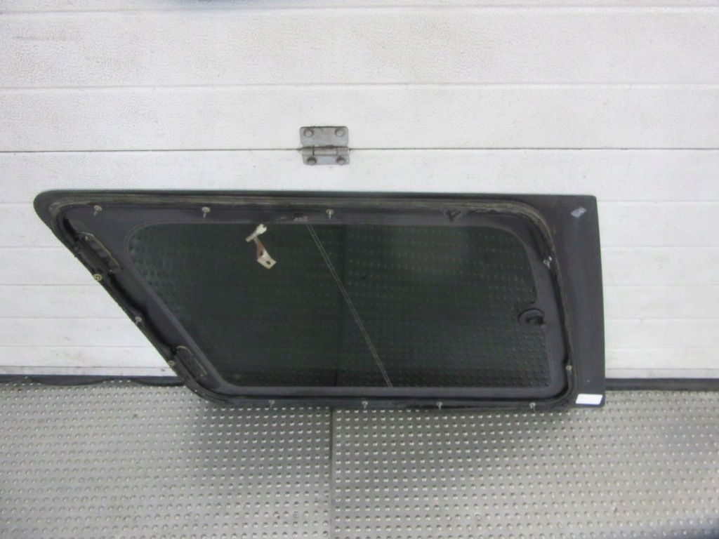 фото №5, Lincoln navigator ii 2004 скло кузовна задня