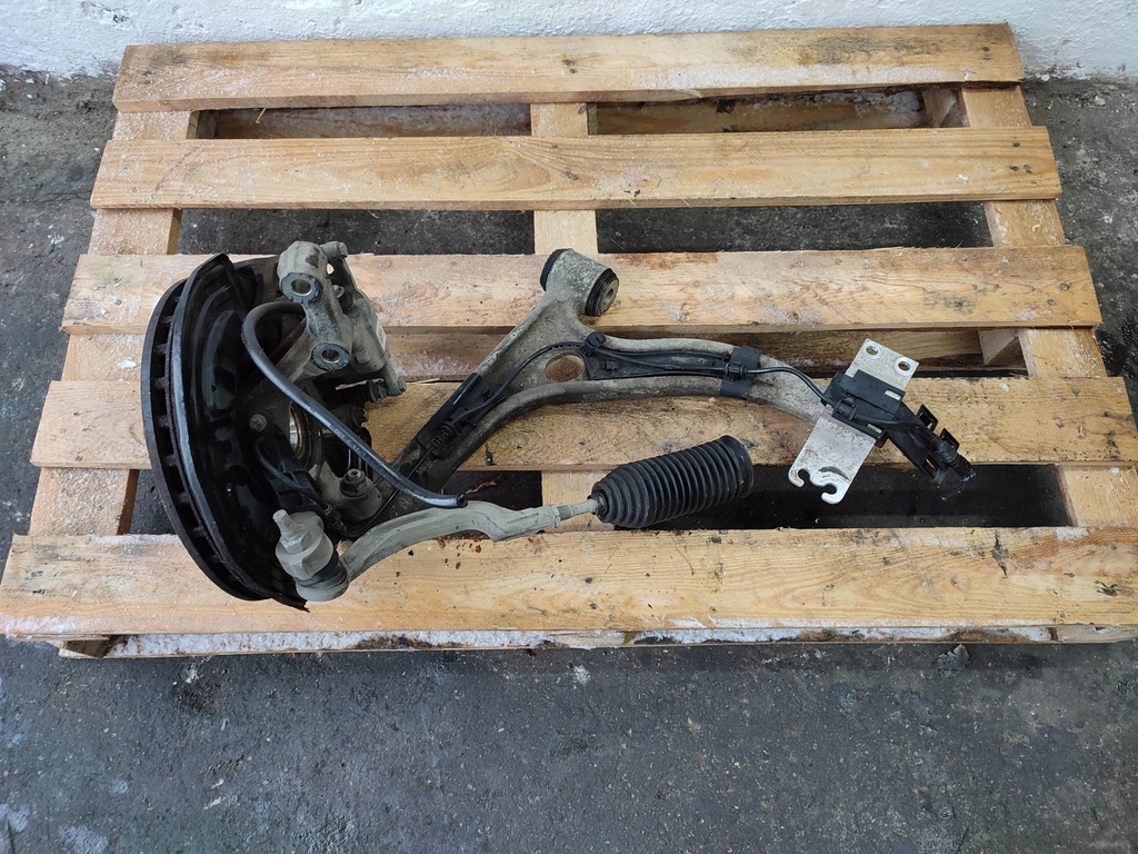 фото №1, Mercedes w176 ліва передня поворотний кулак важіль