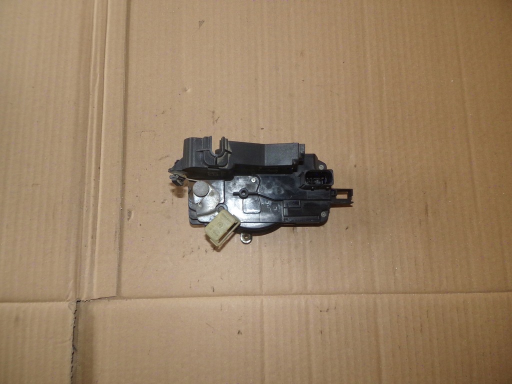 фото №1, Замок дверь левый перед 7 pin vectra c signum europ