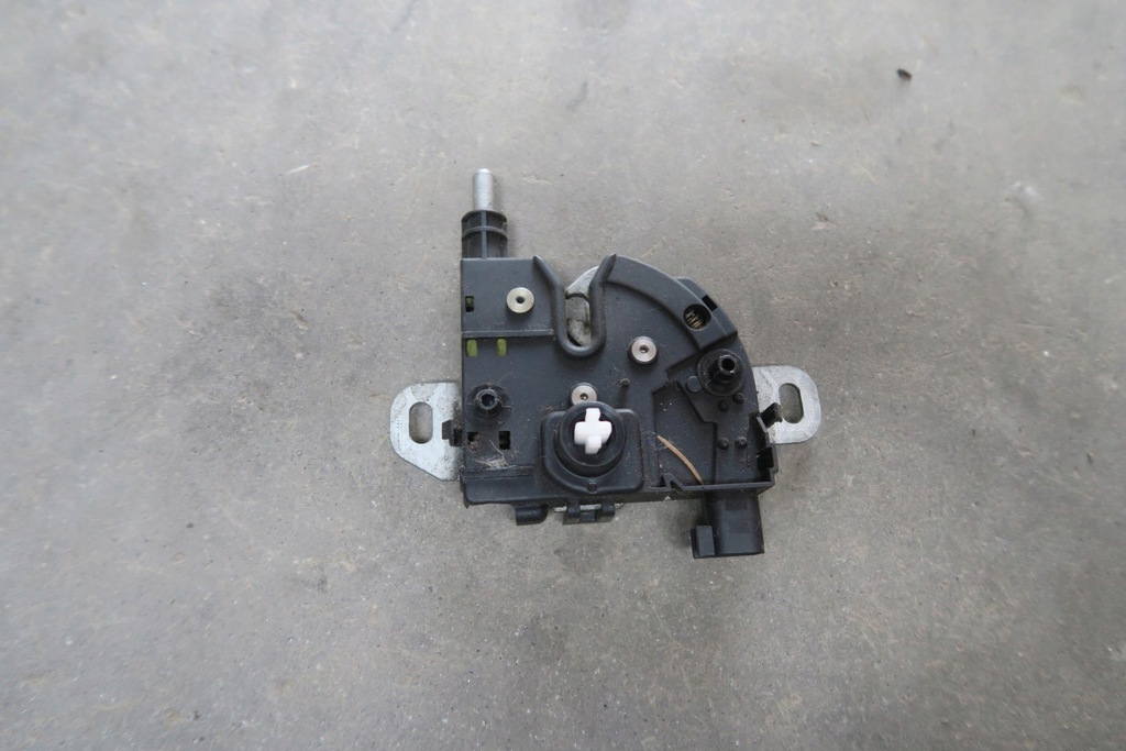 фото №1, Ford focus mk2 замок капот оригинал !!