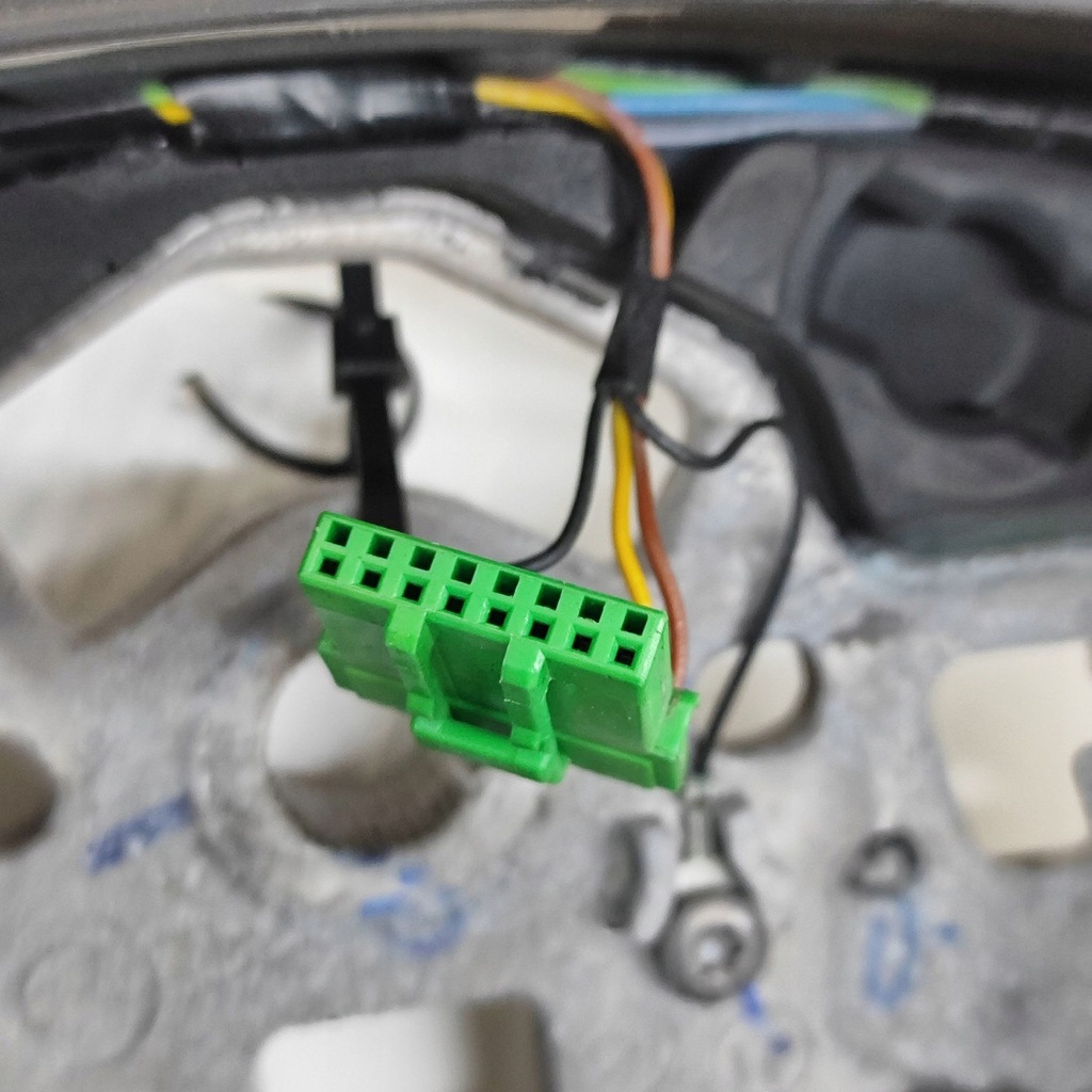 фото №10, Polestar 2 2022 воздуховод