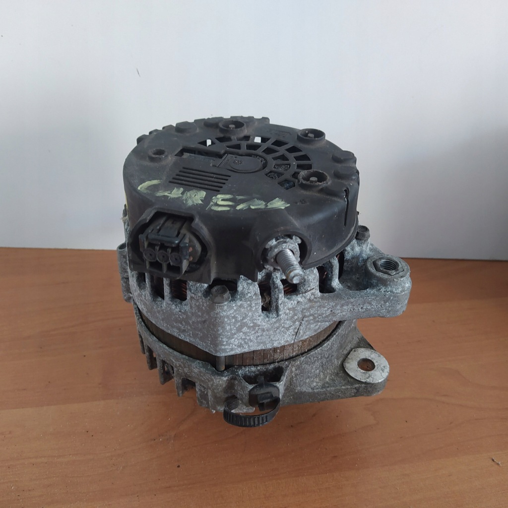 фото №1, Hyundai i40 ix35 1.7 crdi генератор 37300-2a800