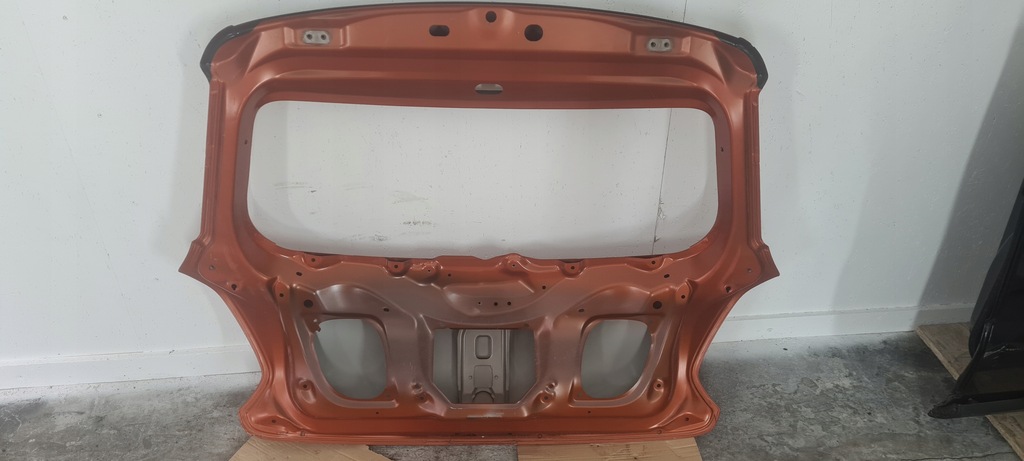 фото №4, Крышка багажника крышка багажника suzuki swift mk8