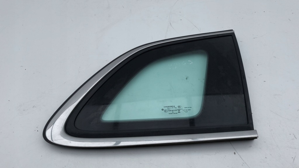 фото №1, Jeep cherokee 2014 стекло боковая задняя