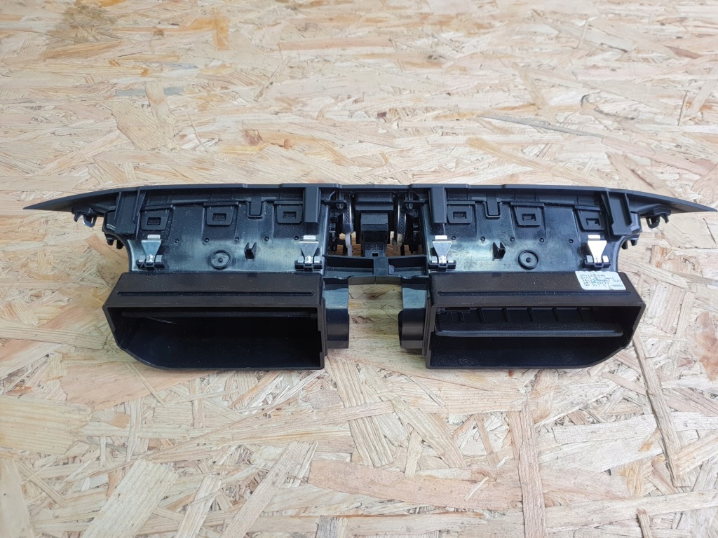 фото №4, Alfa romeo stelvio решётка средняя панели