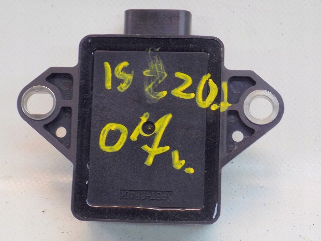 фото №4, Lexus is ii is220d 2007r датчик esp 89183-60020
