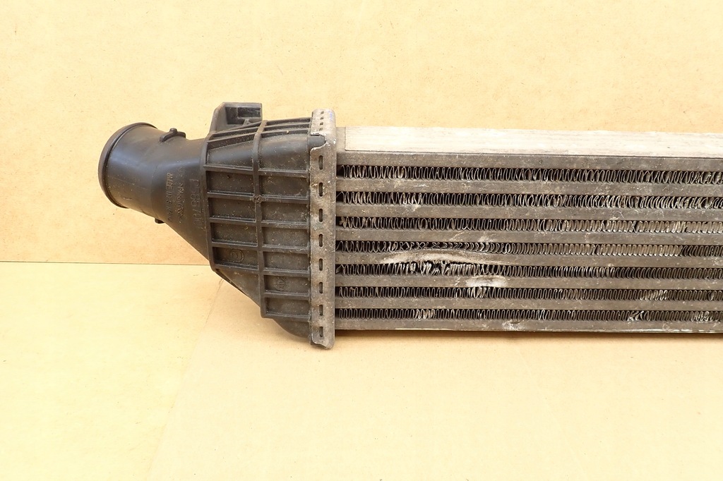 фото №8, Радіатор інтеркулер p5887001 dodge journey 2.0 16v crd oem mopar p5887001