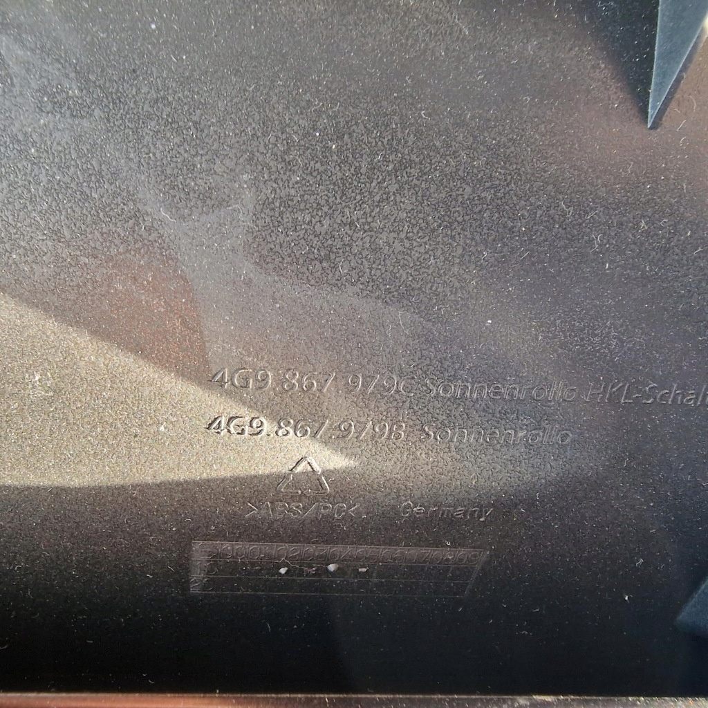 фото №7, Обивка крышки audi a6 c7 kombi шторка 4g9867979c