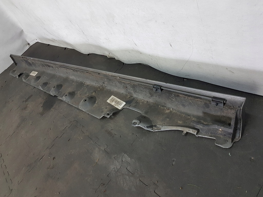 фото №12, Bmw e46 m3 coupe cabrio порог правый накладка порог