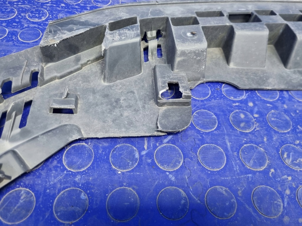 Audi a3 8v5 накладка-спойлер бампера передний оригинал 8v5807233 с Разборки