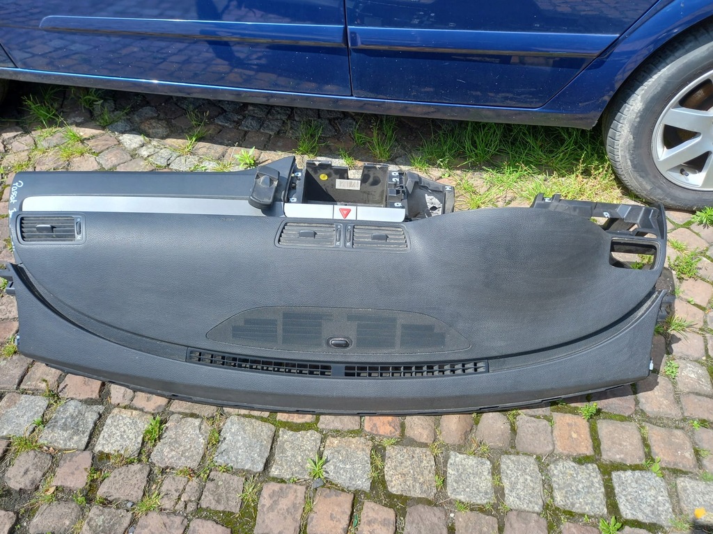 фото №14, Консоль vw passat b6 06r.