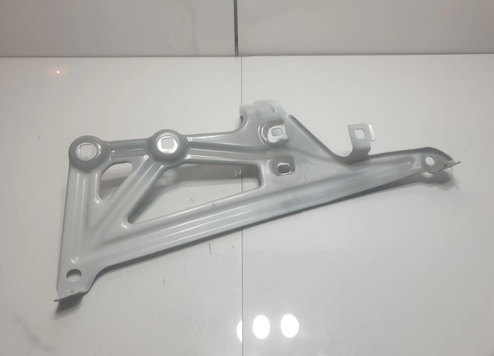 фото №1, Bmw x1 f48 кронштейн крыла правое 7329448