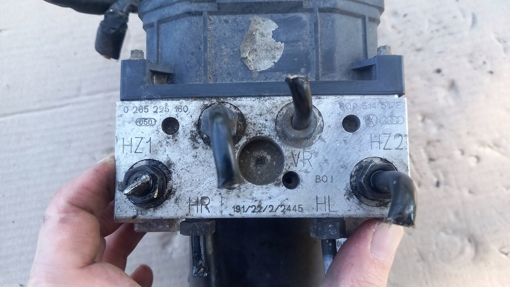 фото №6, Насос abs vw polo 9n 6q0614517e