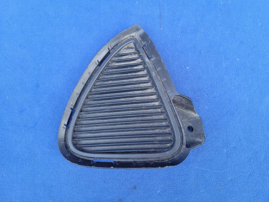 фото №1, Kia sorento lift 2018-2020 18-20 заглушка решітка права