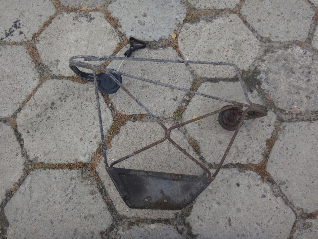 фото №2, Підйомник корзина колеса запаска докатка bmw z3 cabrio