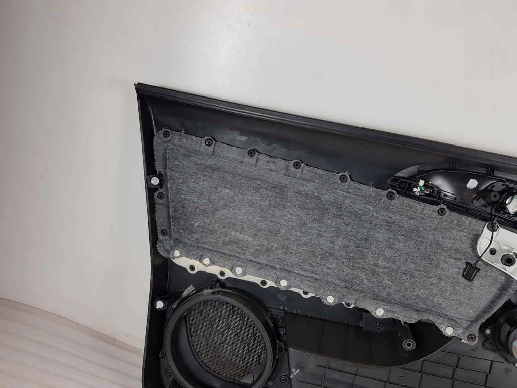 фото №9, Skoda yeti оббивка обшивка двері правий перед 5l1