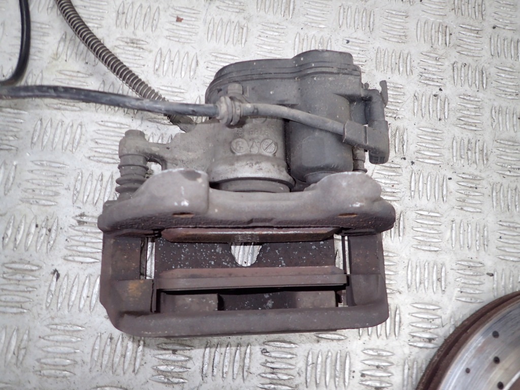 фото №10, Mercedes s w222 550 тормоза тормозные диски суппорты тормозные колодки