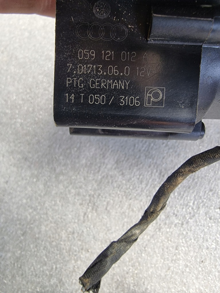 фото №7, Audi оригинальный номер 059121012a дополнительная насос водяная
