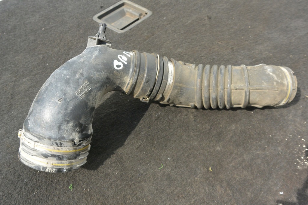 фото №1, Воздухозаборник воздуха 3.0b maserati quattroporte ghibli