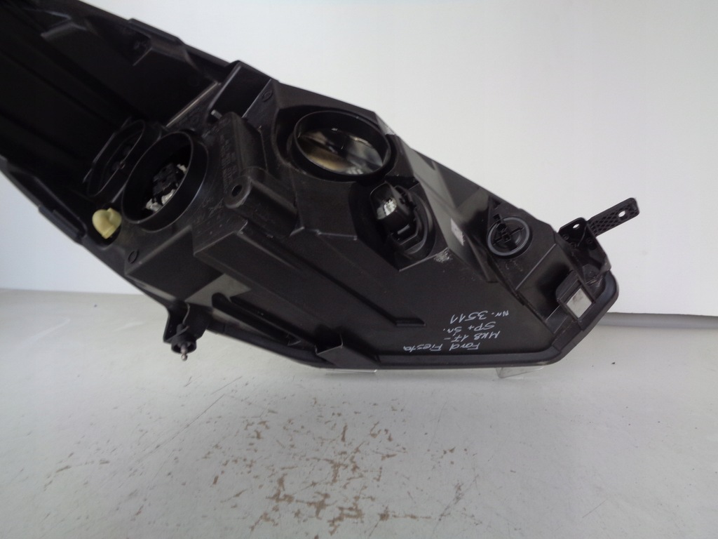 фото №9, Лампа левая фара ford fiesta mk8 17-