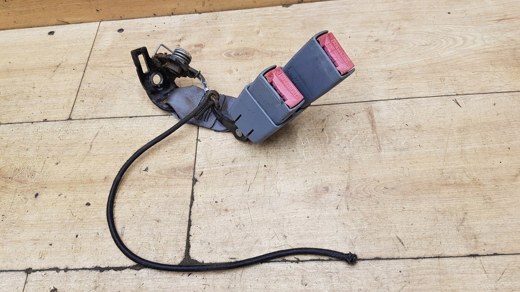 фото №2, Клипса замок поперечина задняя сиденье peugeot 406