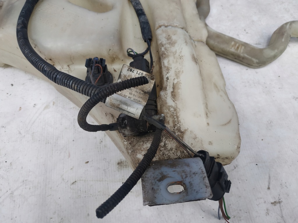 фото №6, Vw touareg i 1 бачок жидкость омывателя